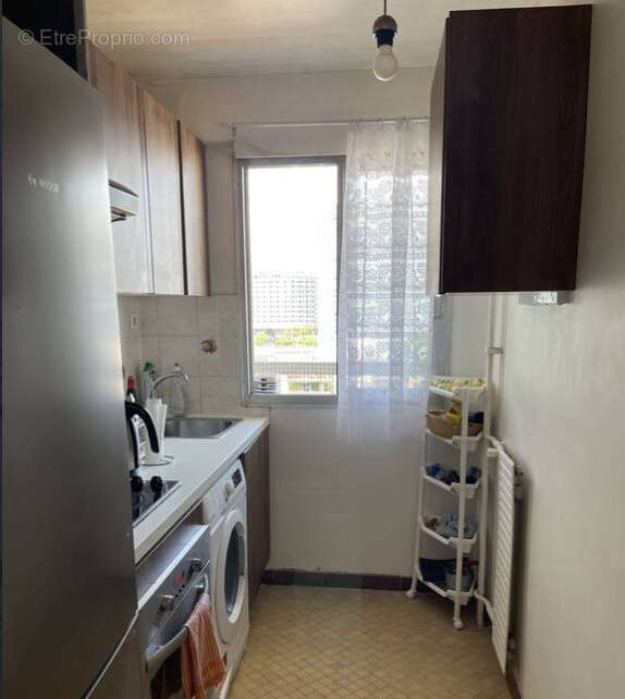 Appartement à COURBEVOIE