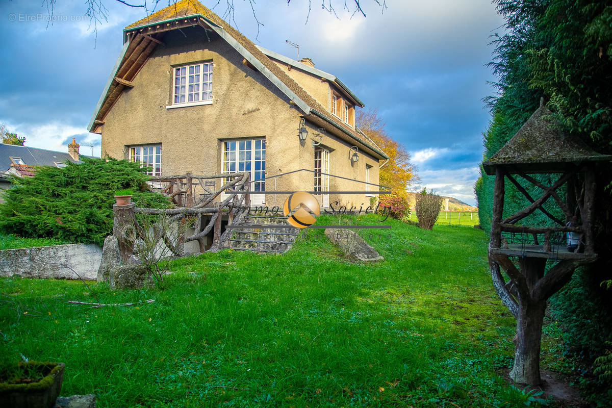 Maison à PITRES