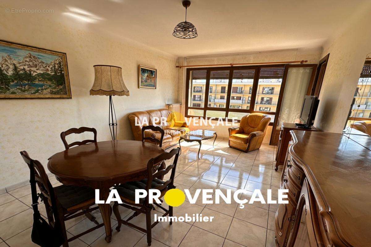 Appartement à AIX-EN-PROVENCE