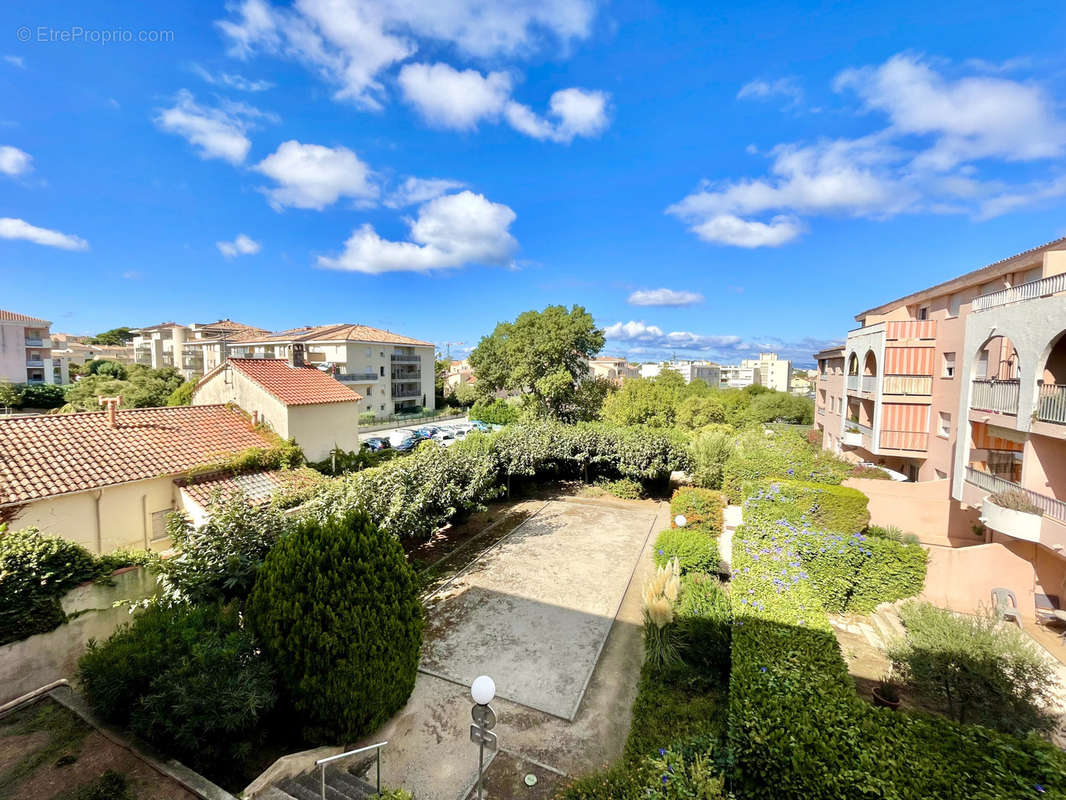 Appartement à SIX-FOURS-LES-PLAGES