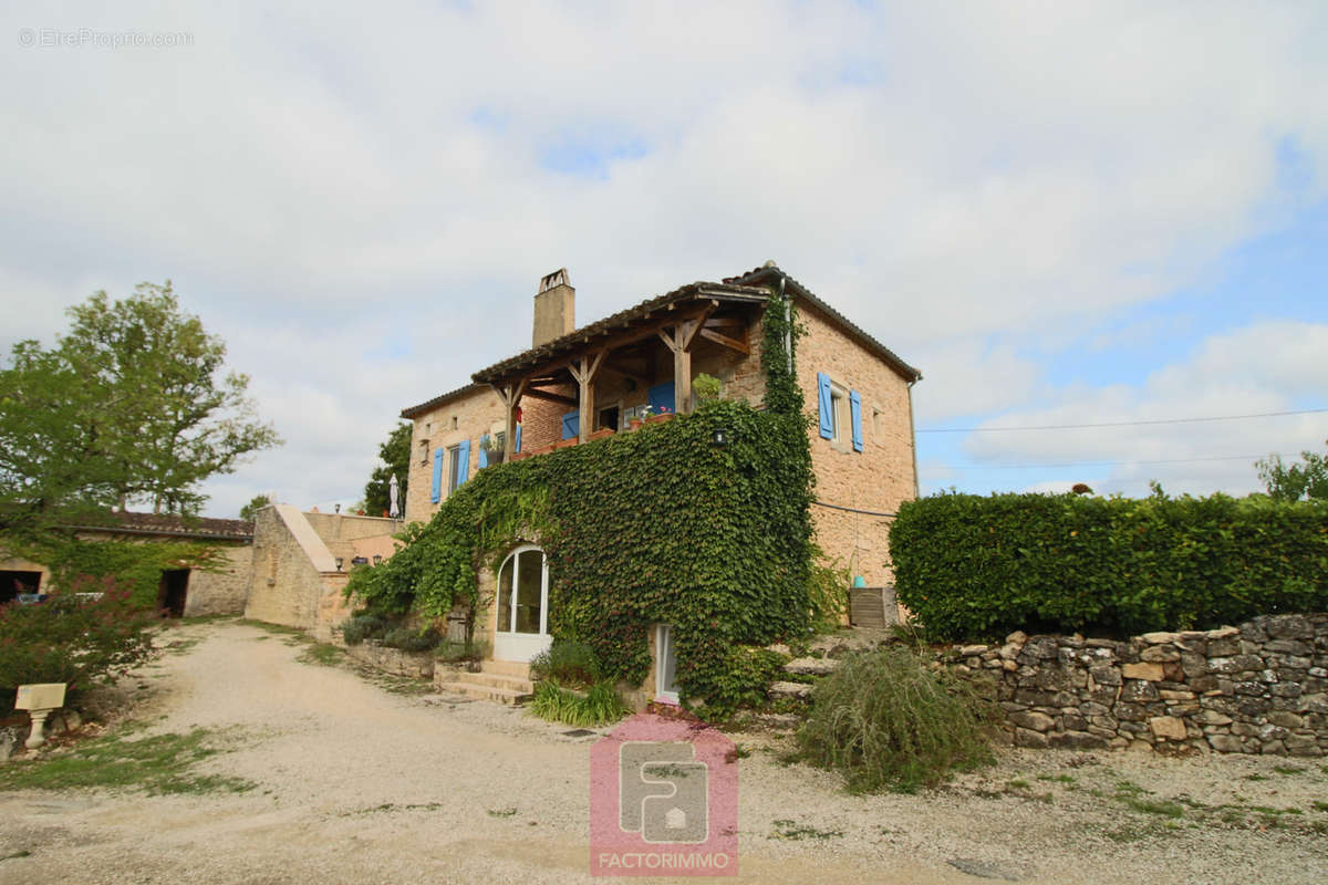 Maison à CAHORS