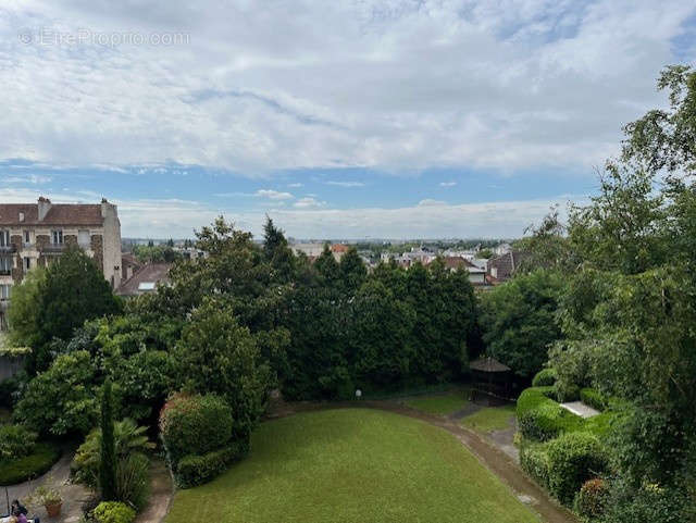 Appartement à NOGENT-SUR-MARNE