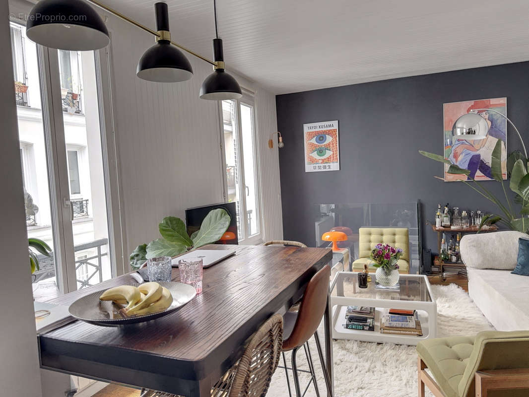 Appartement à PARIS-10E