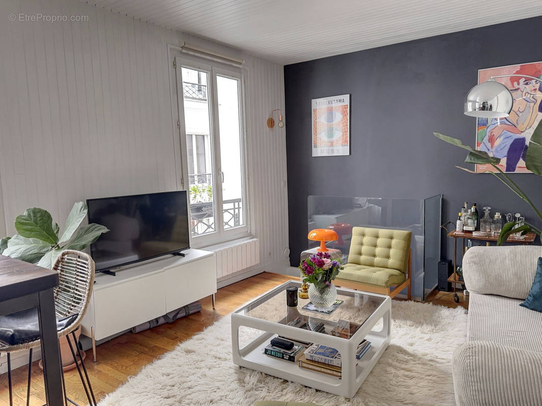 Appartement à PARIS-10E