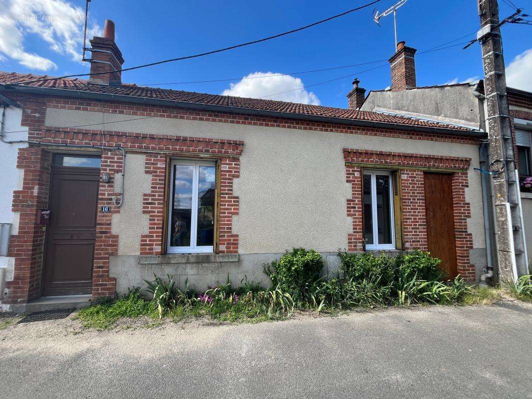 Maison à LA FERTE-SAINT-AUBIN