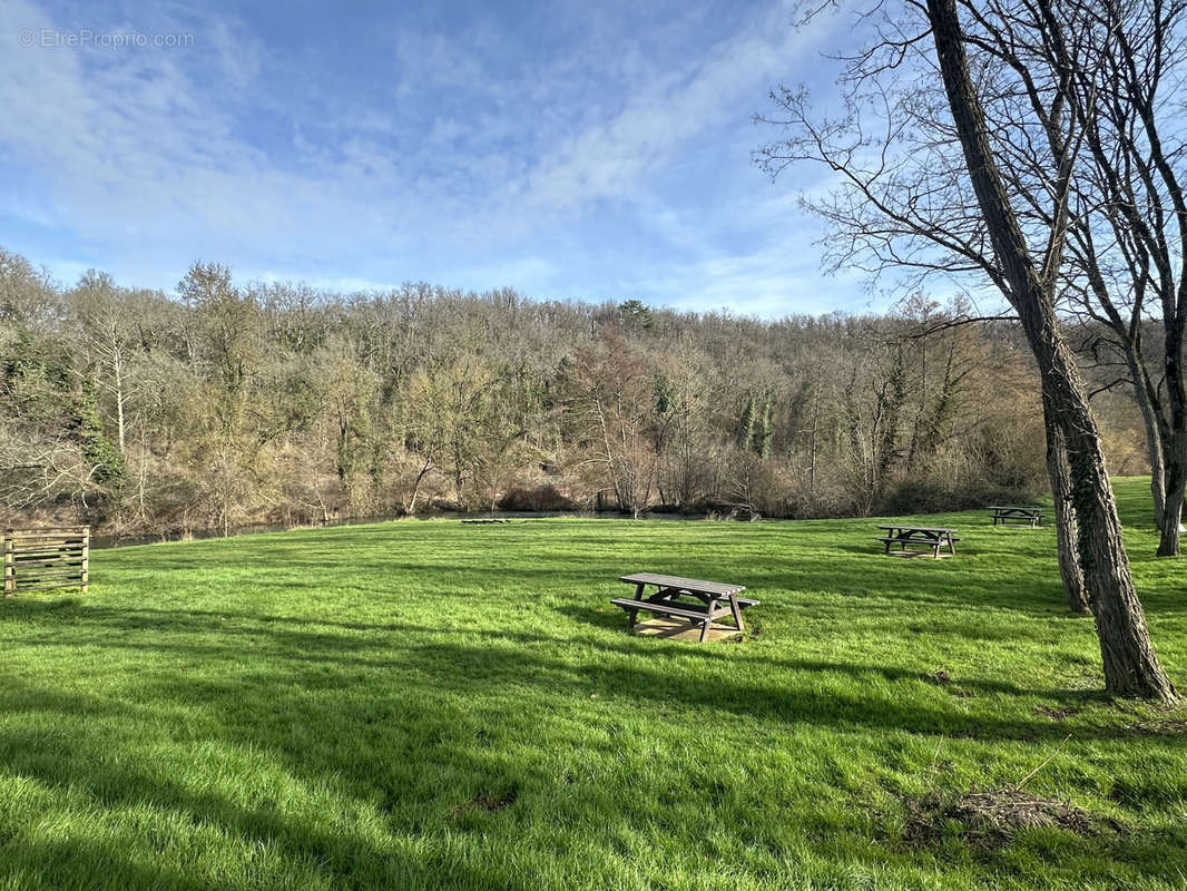 Appartement à VOUNEUIL-SOUS-BIARD