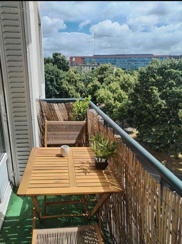 Appartement à PARIS-20E