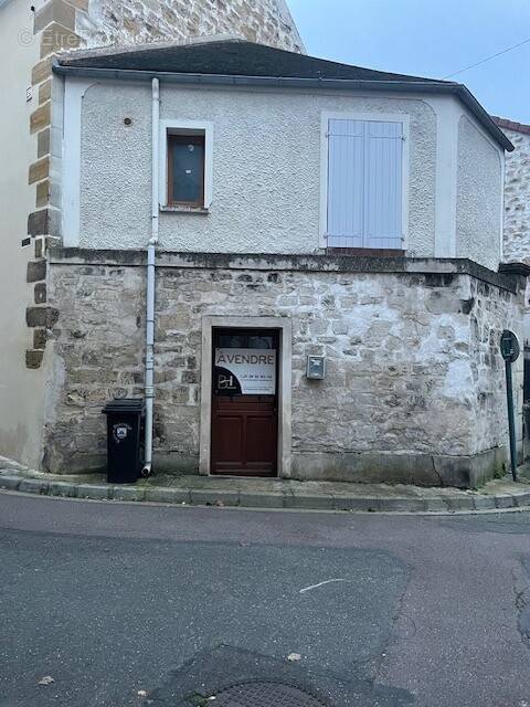 Maison à PONTOISE