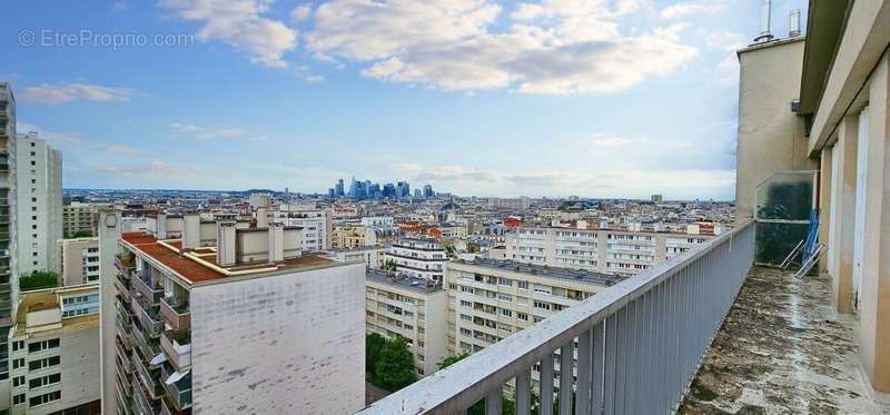 Appartement à LEVALLOIS-PERRET