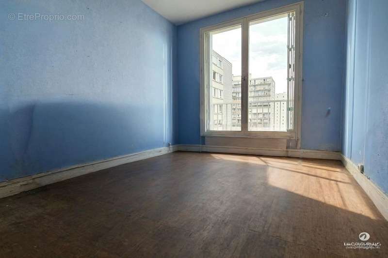 Appartement à LEVALLOIS-PERRET