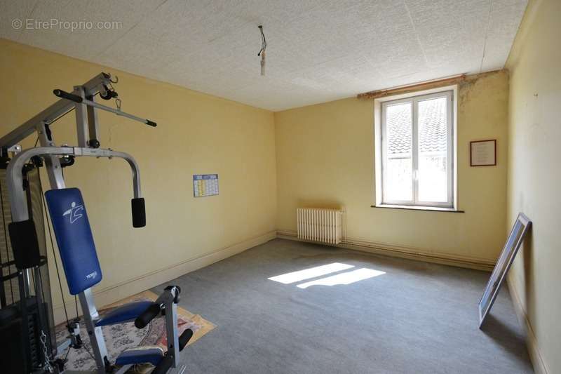 Appartement à STENAY