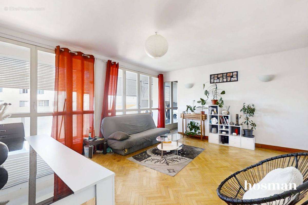 Appartement à MARSEILLE-4E