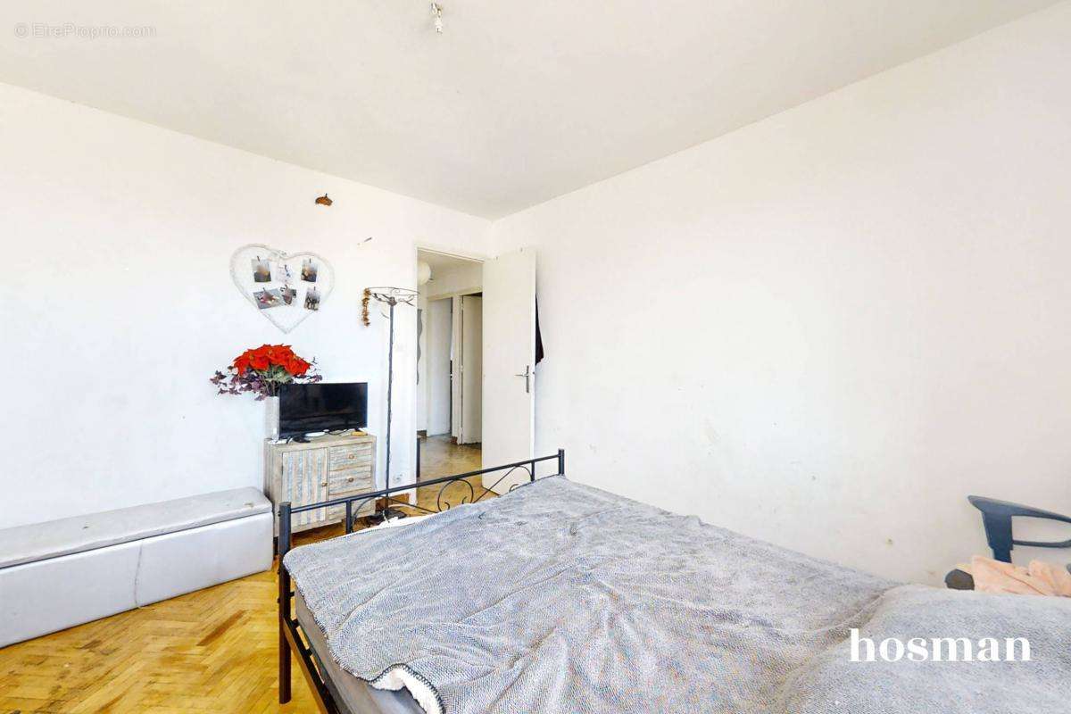 Appartement à MARSEILLE-4E