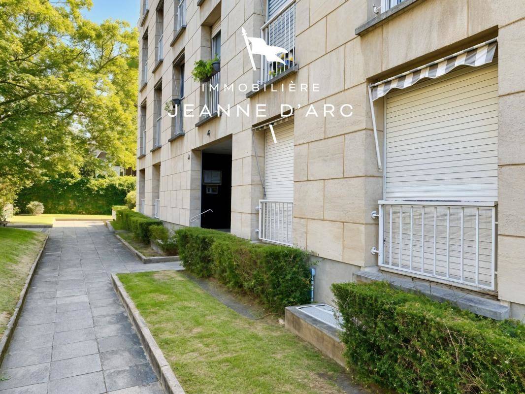 Appartement à VERSAILLES