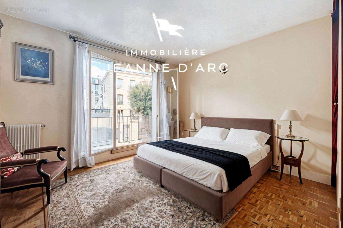 Appartement à VERSAILLES