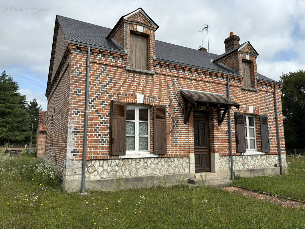 Maison à SENNELY