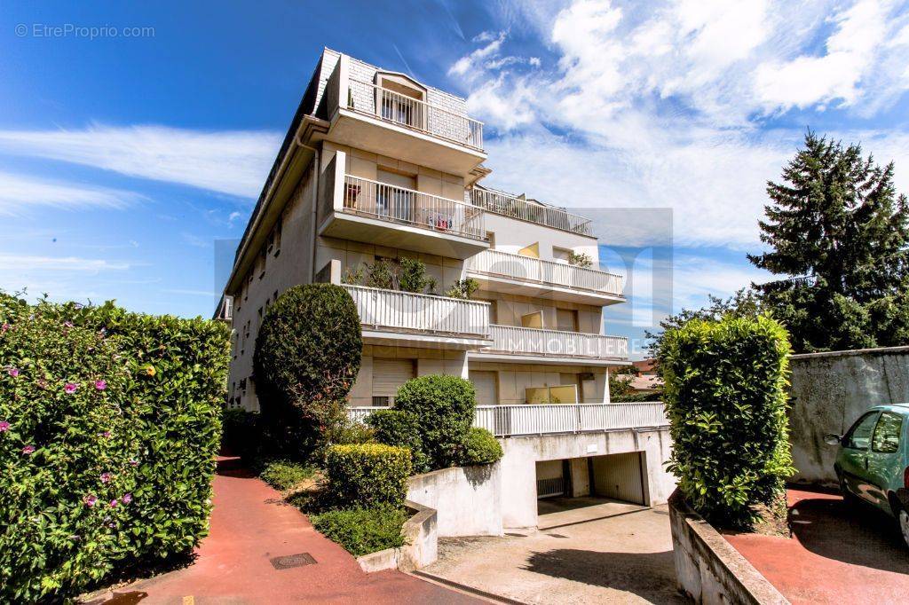 Appartement à NEUILLY-SUR-MARNE