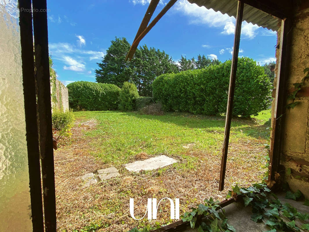 Maison à LONGUES-SUR-MER