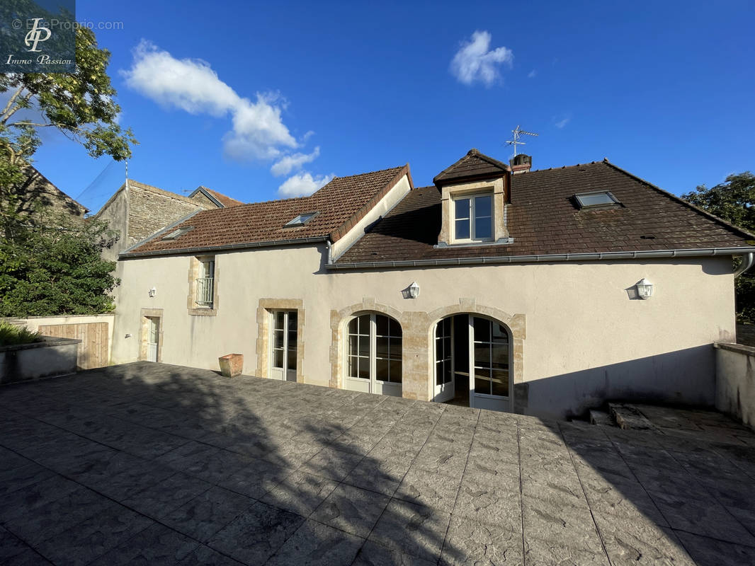 Maison à MESSIGNY-ET-VANTOUX