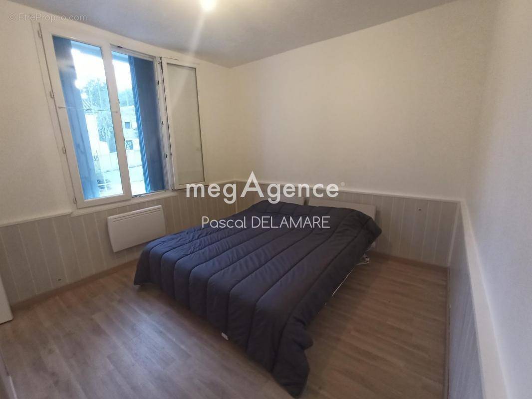 Appartement à LAMALOU-LES-BAINS