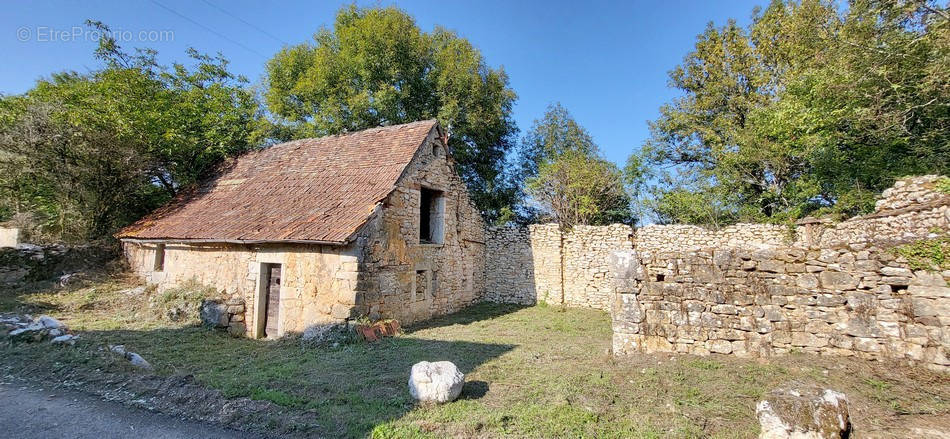 Maison à LAUZES