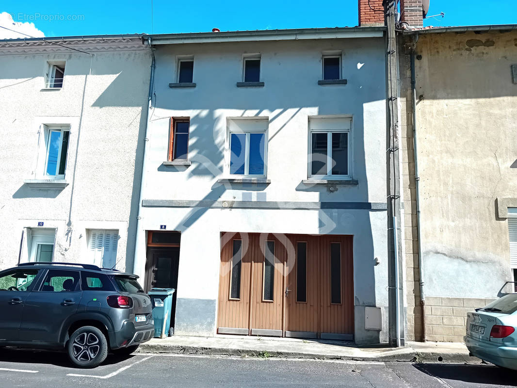 Maison à BRASSAC-LES-MINES