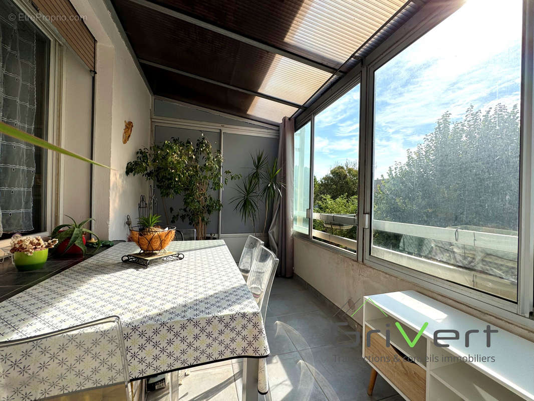 Appartement à NIMES