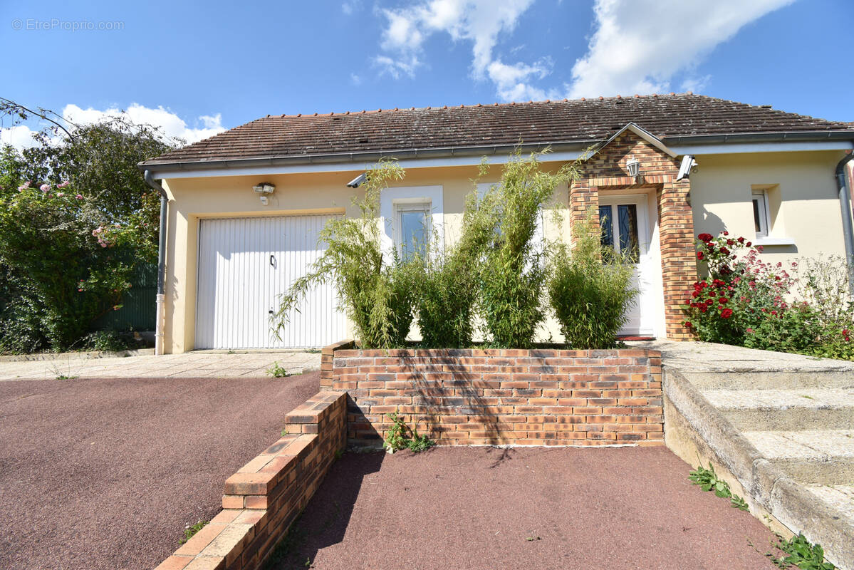 Maison à AUTHON-DU-PERCHE