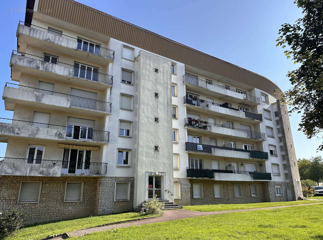 Appartement à VITTEL