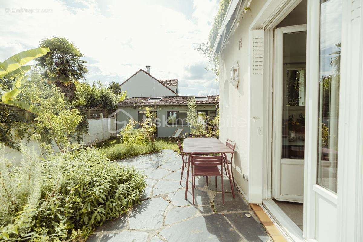 Maison à ROSNY-SOUS-BOIS