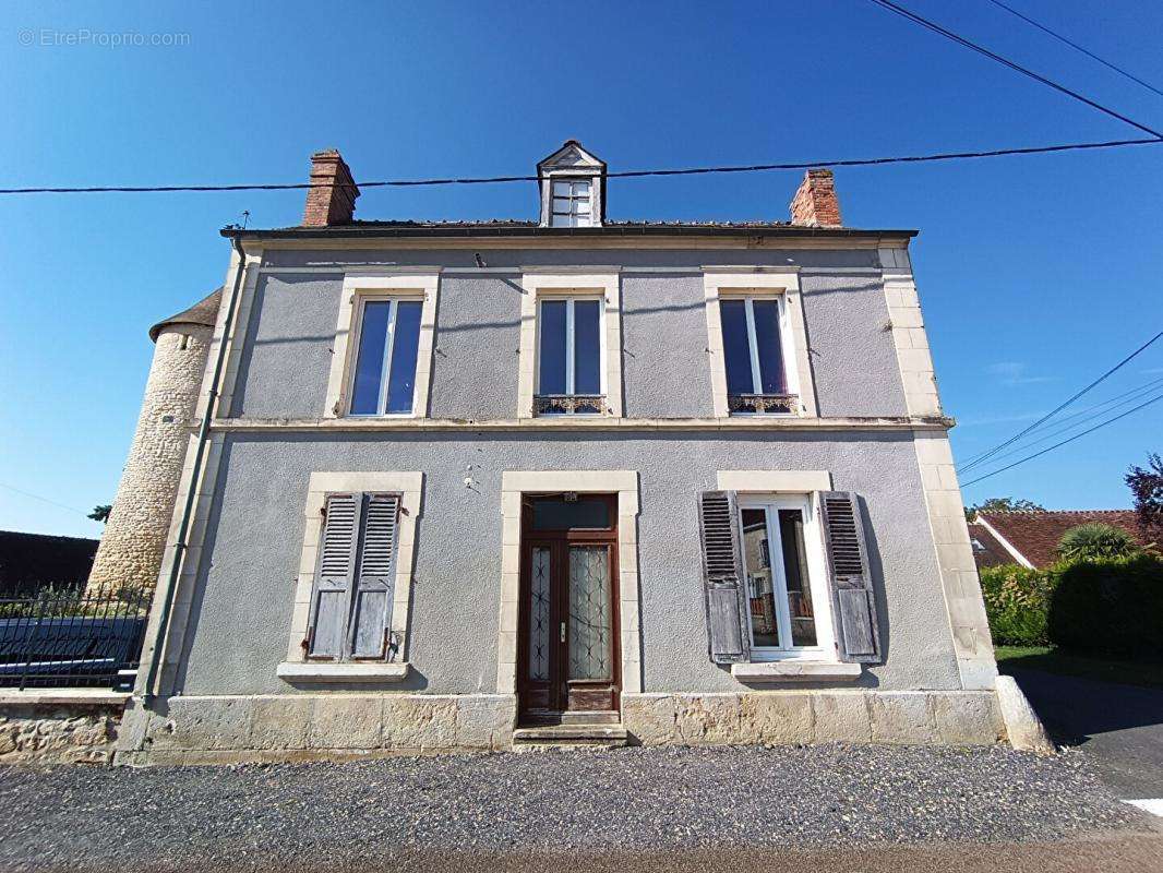 Maison à LA CHARITE-SUR-LOIRE