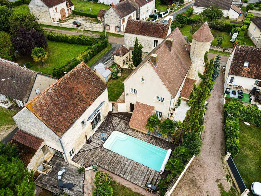 Maison à LA CHARITE-SUR-LOIRE