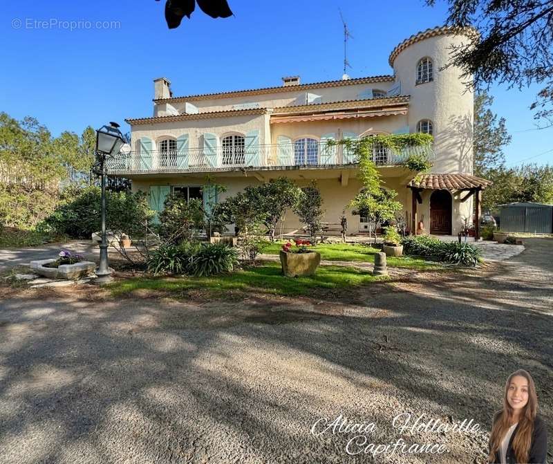 Maison à MONTADY