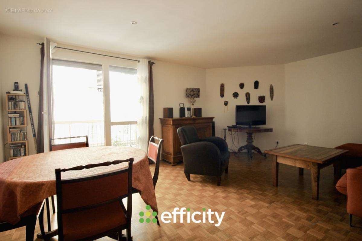 Appartement à LYON-3E