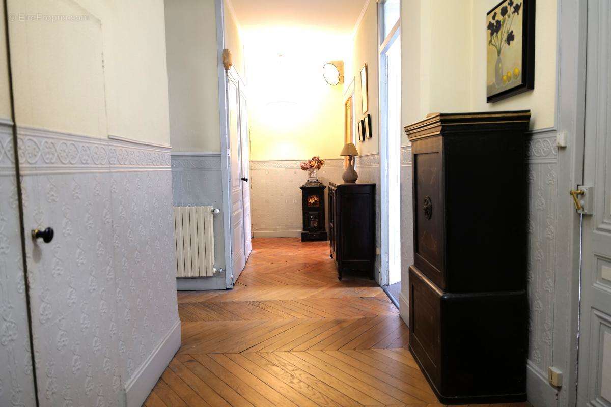 Appartement à LYON-6E