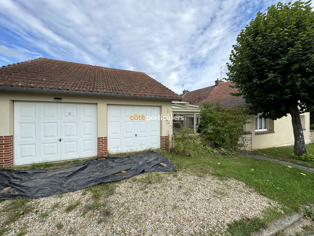 Maison à LA BONNEVILLE-SUR-ITON