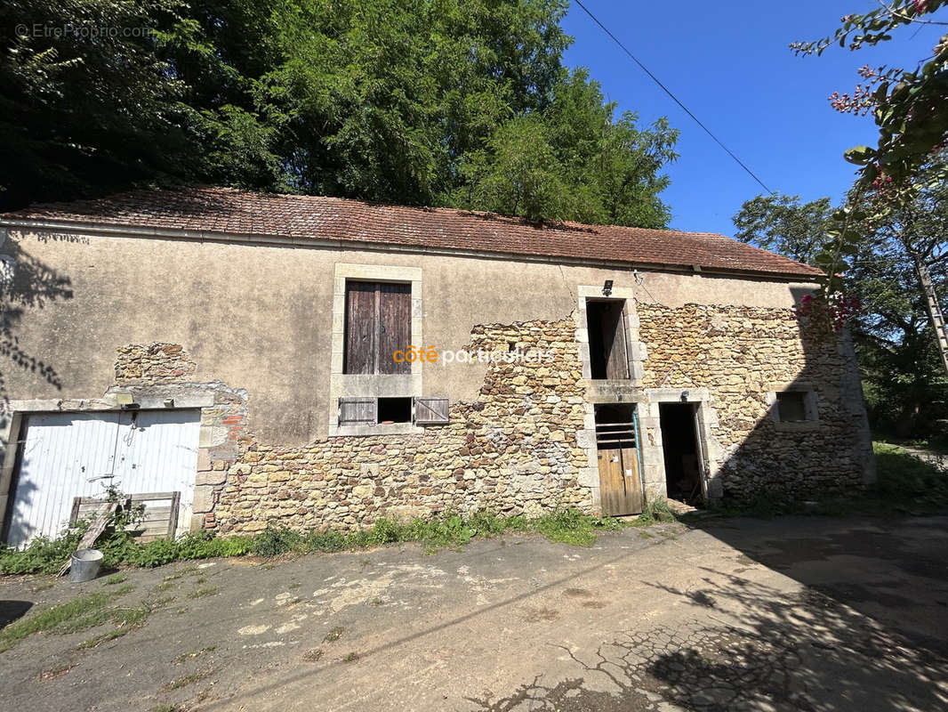 Maison à SAINT-JEANVRIN