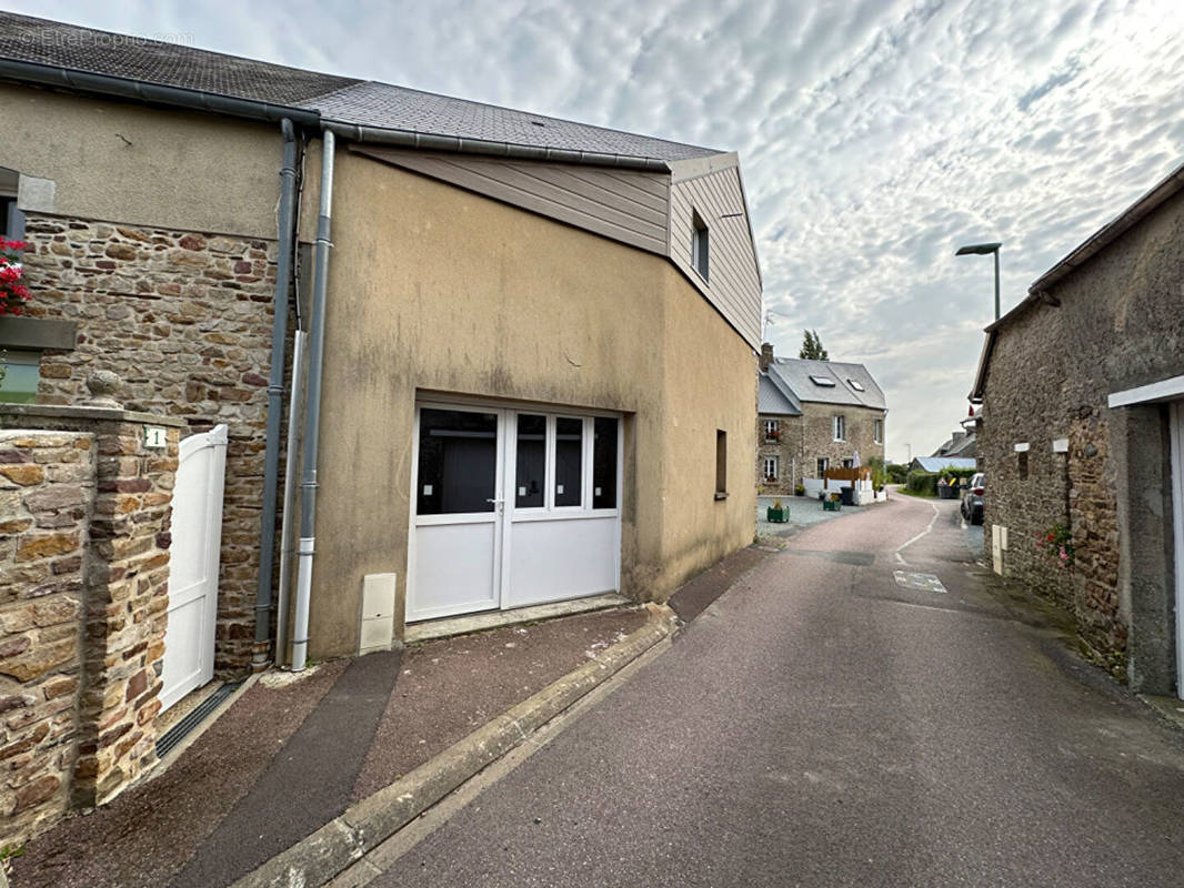 Maison à MILLIERES