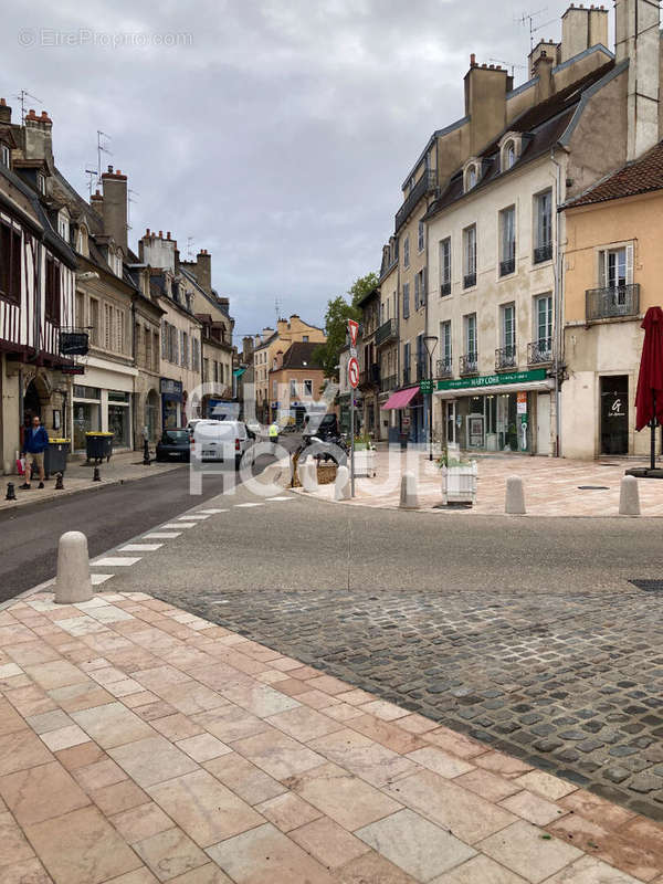 Commerce à DIJON