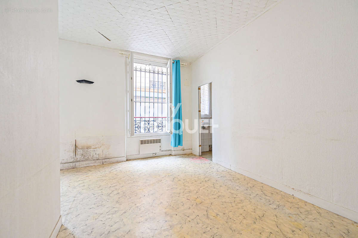 Appartement à PARIS-20E