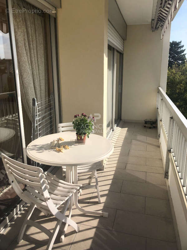 Appartement à MAISONS-LAFFITTE