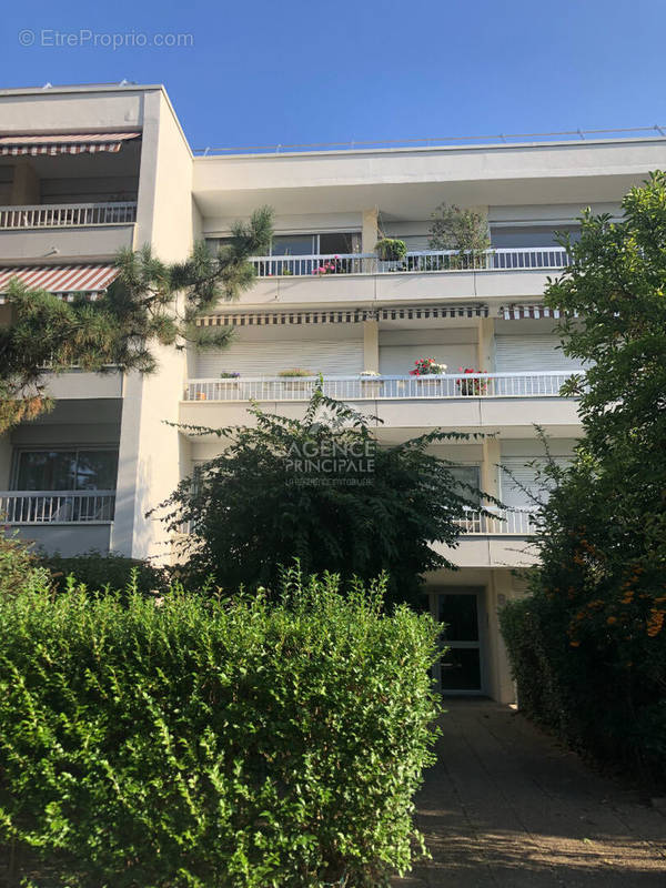 Appartement à MAISONS-LAFFITTE