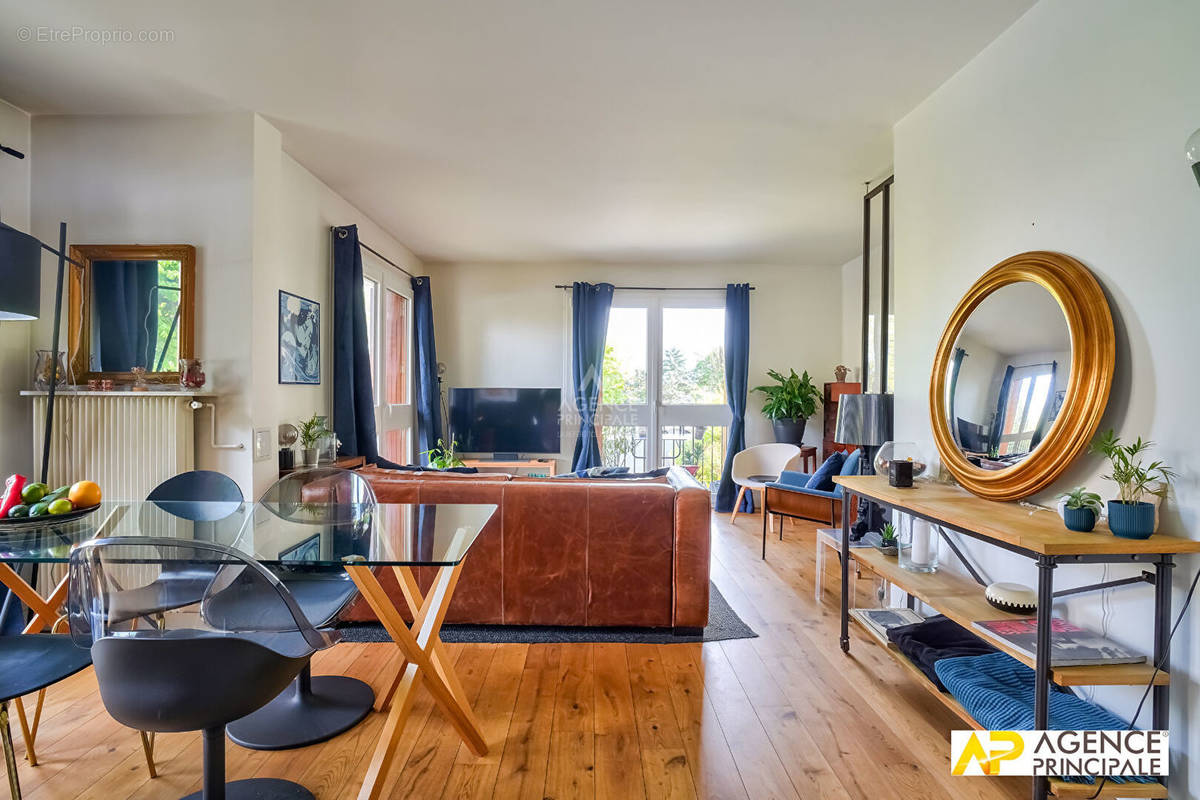 Appartement à MAISONS-LAFFITTE