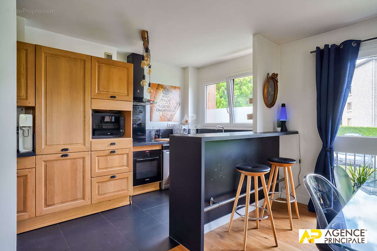 Appartement à MAISONS-LAFFITTE