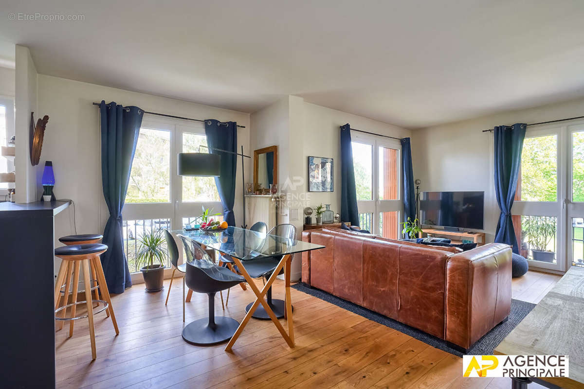 Appartement à MAISONS-LAFFITTE