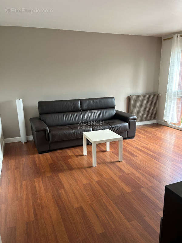 Appartement à MAISONS-LAFFITTE