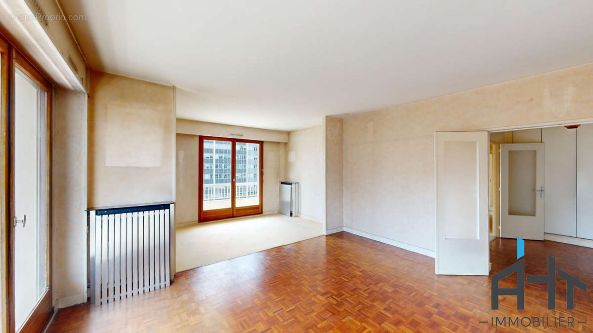 Appartement à PARIS-12E