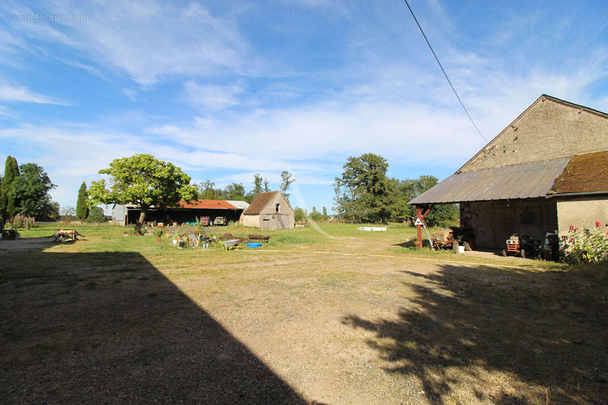 Maison à SANTENAY