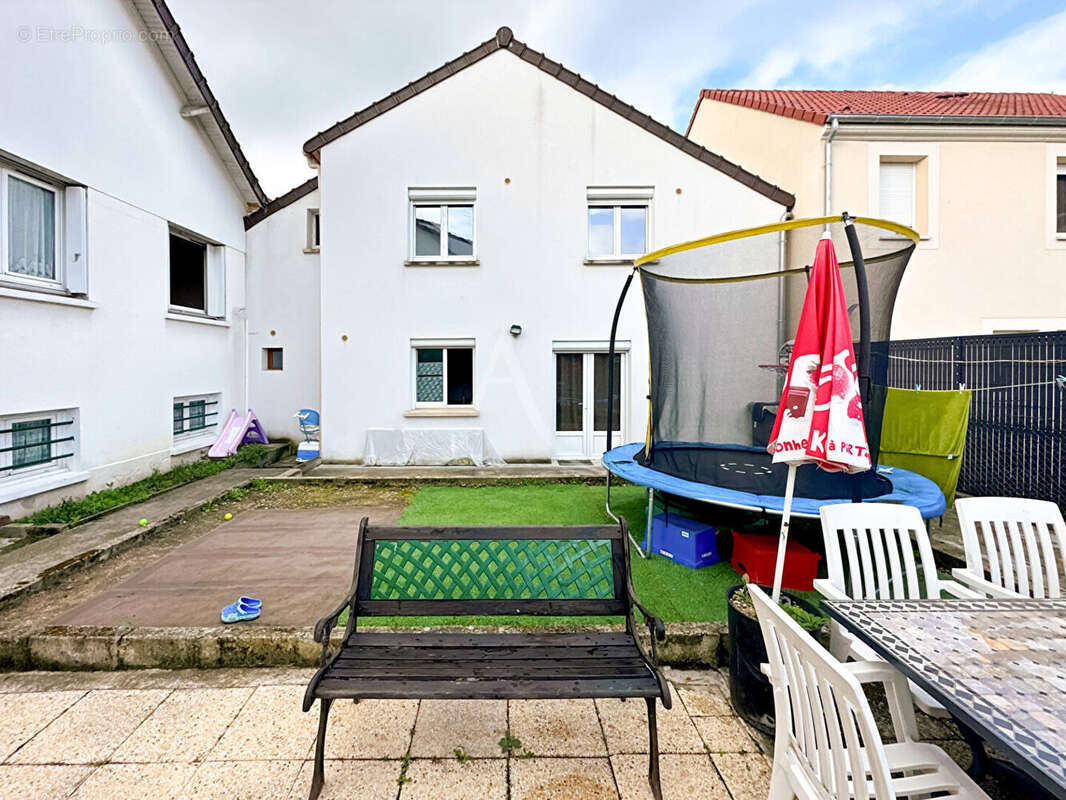 Maison à CARRIERES-SOUS-POISSY