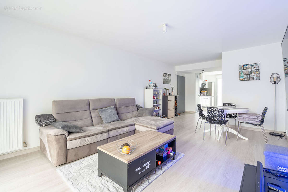 Appartement à VAIRES-SUR-MARNE